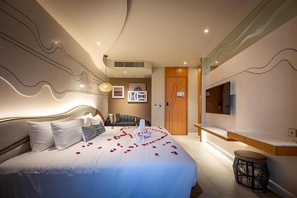 Metadee Elite Otel Kata Plajı Dış mekan fotoğraf